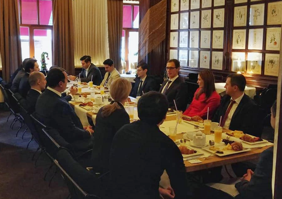 CACIC Holds Business Breakfast with the Financial Community
